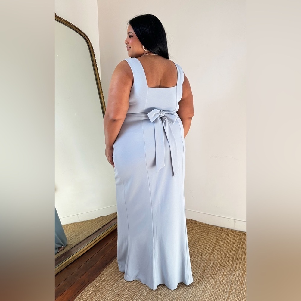 Show Me Your Mumu Paris Gown - Picture 4 of 6